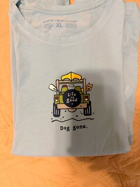 Jeep-Light Blue 'Life is Good' Dog Gone Graphic Tee